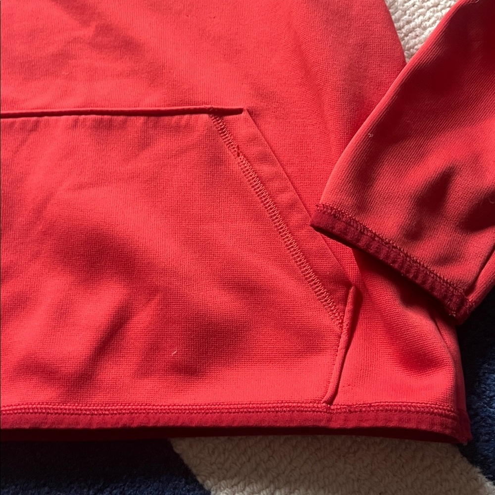Under armour hoodie - Picture 3 of 3